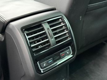 VOLKSWAGEN PASSAT 2.0 TDI BlueMotion Tech GT Estate 5dr Diesel DSG Euro 6 (s/s) (1