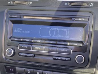 VOLKSWAGEN GOLF 1.6 TDI BlueMotion Tech SE Cabriolet 2dr Diesel Manual Euro 5 (s