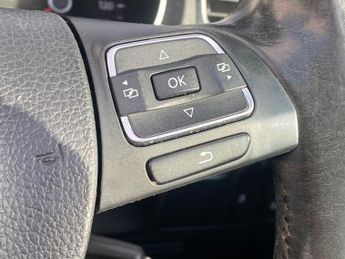 VOLKSWAGEN GOLF 1.6 TDI BlueMotion Tech SE Cabriolet 2dr Diesel Manual Euro 5 (s