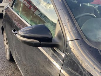 VOLKSWAGEN GOLF 1.6 TDI BlueMotion Tech SE Cabriolet 2dr Diesel Manual Euro 5 (s