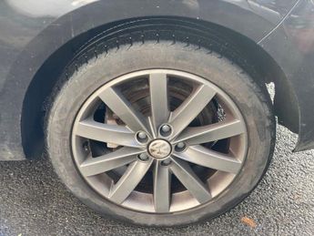 VOLKSWAGEN GOLF 1.6 TDI BlueMotion Tech SE Cabriolet 2dr Diesel Manual Euro 5 (s