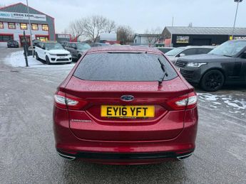 FORD MONDEO 2.0 TDCi Titanium Hatchback 5dr Diesel Powershift Euro 6-HEATED 