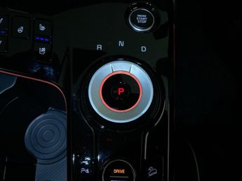 KIA SPORTAGE 1.6 T-GDi 13.8kWh GT-Line S SUV 5dr Petrol Plug-in Hybrid Auto A