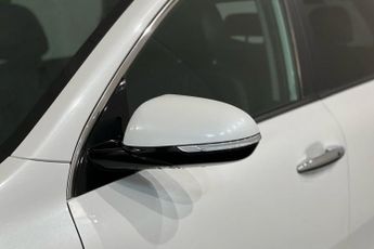 KIA NIRO 64kWh First Edition SUV 5dr Electric Auto (201 bhp) Reverse Came