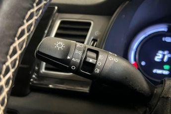KIA NIRO 64kWh First Edition SUV 5dr Electric Auto (201 bhp) Reverse Came