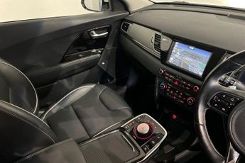 KIA NIRO 64kWh First Edition SUV 5dr Electric Auto (201 bhp) Reverse Came
