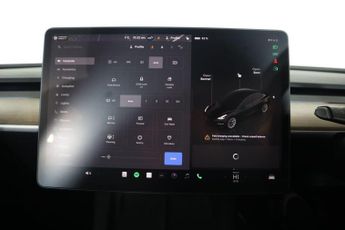 TESLA Model 3 Auto RWD 4dr