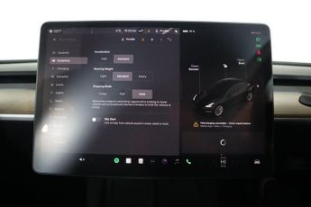 TESLA Model 3 Auto RWD 4dr