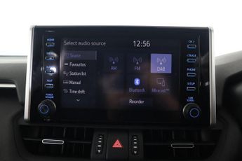TOYOTA RAV4 2.5 VVT-h Design CVT Euro 6 (s/s) 5dr