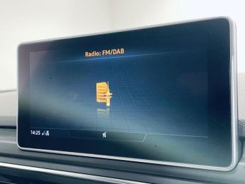 AUDI A4 AVANT 3.0 TDI V6 S line Estate 5dr Diesel Tiptronic quattro Euro 6 (s/