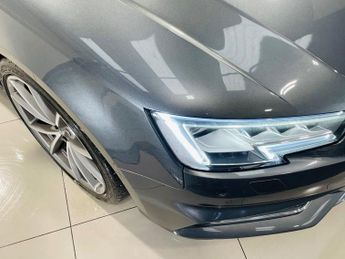 AUDI A4 AVANT 3.0 TDI V6 S line Estate 5dr Diesel Tiptronic quattro Euro 6 (s/