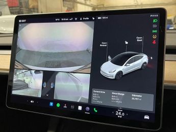 TESLA Model 3 Standard Range Plus Saloon 4dr Electric Auto RWD (241 bhp)