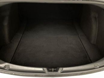 TESLA Model 3 Standard Range Plus Saloon 4dr Electric Auto RWD (241 bhp)