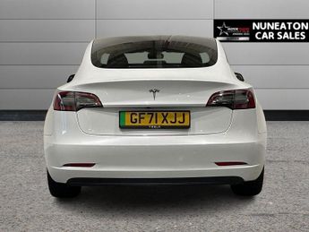 TESLA Model 3 Standard Range Plus Saloon 4dr Electric Auto RWD (241 bhp)