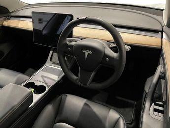 TESLA Model 3 Standard Range Plus Saloon 4dr Electric Auto RWD (241 bhp)