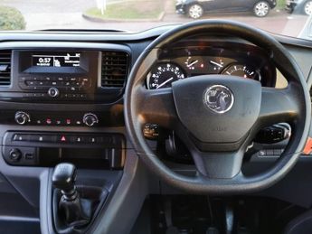 VAUXHALL VIVARO 2.0 Turbo D 3100 Edition Crew Van Double Cab 5dr Diesel Manual L