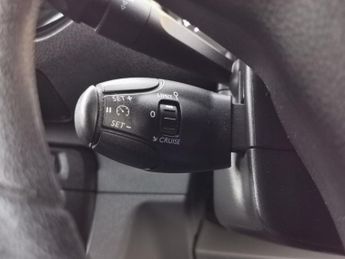 VAUXHALL VIVARO 2.0 Turbo D 3100 Edition Crew Van Double Cab 5dr Diesel Manual L