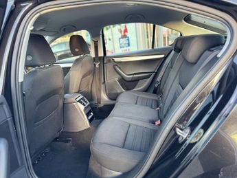 SKODA OCTAVIA 1.0 TSI GPF SE Technology Hatchback 5dr Petrol DSG Euro 6 (s/s) 