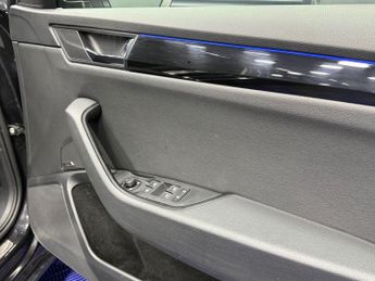 SKODA SUPERB 2.0 TDI Laurin & Klement Hatchback 5dr Diesel DSG Euro 6 (s/s) (