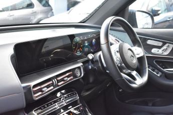 MERCEDES-BENZ EQC EQC 400 80kWh AMG Line (Premium Plus) SUV 5dr Electric Auto 4MAT