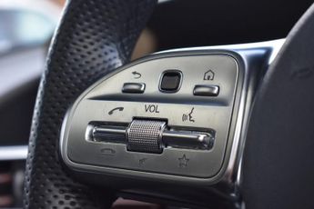 MERCEDES-BENZ EQC EQC 400 80kWh AMG Line (Premium Plus) SUV 5dr Electric Auto 4MAT