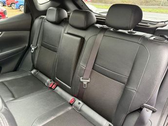 NISSAN QASHQAI 1.5 dCi Tekna SUV 5dr Diesel DCT Auto Euro 6 (s/s) (115 ps)