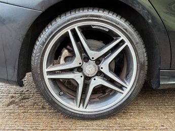 MERCEDES-BENZ CLA 2.1 CLA220d AMG Sport Shooting Brake 5dr Diesel 7G-DCT Euro 6 (s