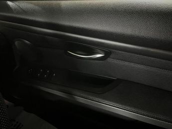 BMW 3 SERIES 2.0 320d M Sport Convertible 2dr Diesel Steptronic Euro 5 (184 p