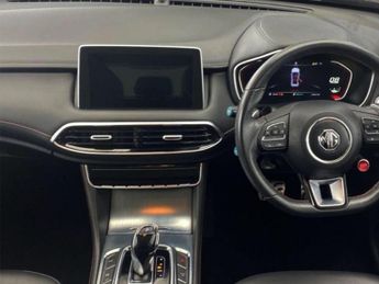 MG MG HS 1.5 T-GDI Trophy SUV 5dr Petrol DCT Euro 6 (s/s) (162 ps)