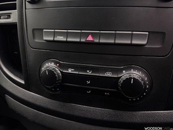 MERCEDES-BENZ EVITO 114 e 41kWh Progressive Panel Van 6dr Electric Auto FWD L2 (LWB)