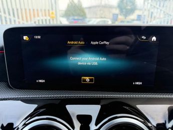 MERCEDES-BENZ A-CLASS 1.3 A200 AMG Line (Executive) Hatchback 5dr Petrol 7G-DCT Euro 6