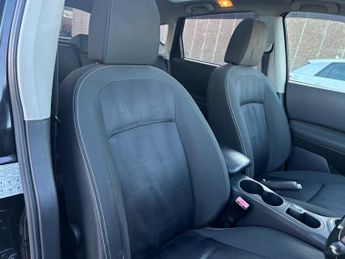 NISSAN QASHQAI 1.5 dCi n-tec SUV 5dr Diesel Manual IN BLACK 2WD Euro 5