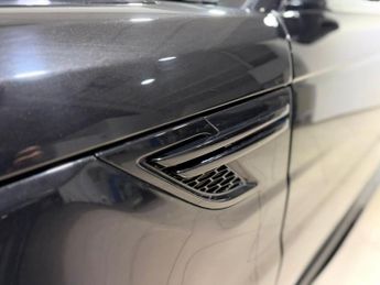 LAND ROVER RANGE ROVER SPORT 3.0 SD V6 Autobiography Dynamic SUV 5dr Diesel Auto 4WD Euro 6 (