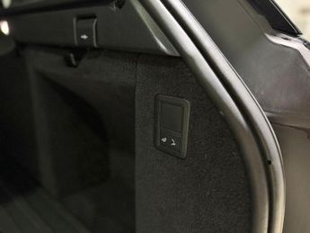 LAND ROVER RANGE ROVER SPORT 3.0 SD V6 Autobiography Dynamic SUV 5dr Diesel Auto 4WD Euro 6 (