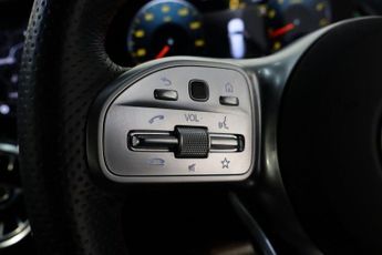 MERCEDES-BENZ GLB 1.3 GLB200 AMG Line (Premium 2) SUV 5dr Petrol 7G-DCT Euro 6 (s/