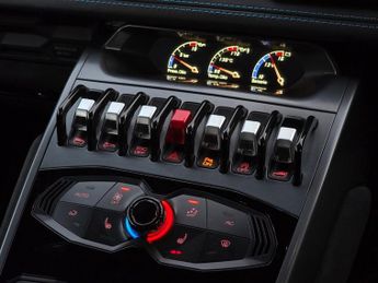LAMBORGHINI HURACAN 5.2 V10 LP 580-2 Coupe 2dr Petrol LDF Euro 6 (s/s) (580 ps)