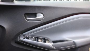 NISSAN JUKE 1.0 DIG-T Tekna SUV 5dr Petrol DCT Auto Euro 6 (s/s) (117 ps)