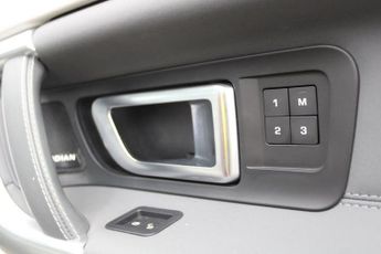 LAND ROVER DISCOVERY SPORT 2.0 SD4 HSE SUV 5dr Diesel Auto 4WD Euro 6 (s/s) (240 ps)