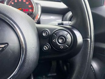 MINI HATCH 1.5 Cooper Hatchback 5dr Petrol Steptronic Euro 6 (s/s) (136 ps)