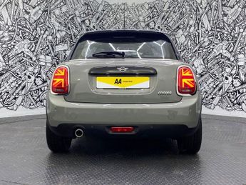 MINI HATCH 1.5 Cooper Hatchback 5dr Petrol Steptronic Euro 6 (s/s) (136 ps)