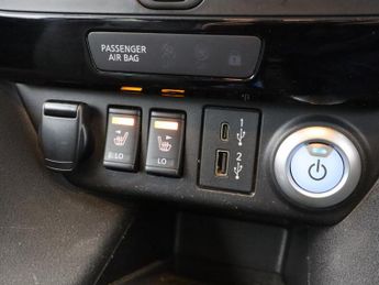 NISSAN LEAF 39kWh Tekna Hatchback 5dr Electric Auto (150 ps)