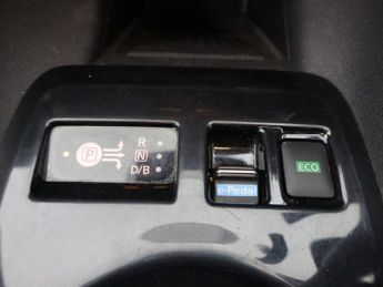 NISSAN LEAF 39kWh Tekna Hatchback 5dr Electric Auto (150 ps)