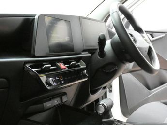 KIA NIRO 1.6h GDi 2 SUV 5dr Petrol Hybrid DCT Euro 6 (s/s) (139 bhp)