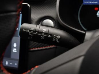 MG MG ZS 72.6kWh SE Long Range SUV 5dr Electric Auto (156 ps)