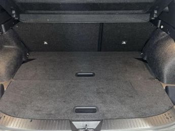 NISSAN QASHQAI 1.3 DIG-T MHEV N-Connecta SUV 5dr Petrol Hybrid XTRON Euro 6 (s/