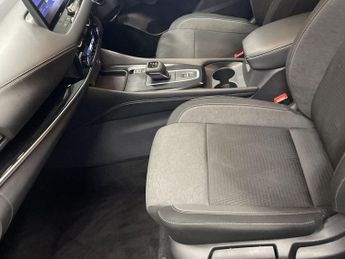 NISSAN QASHQAI 1.3 DIG-T MHEV N-Connecta SUV 5dr Petrol Hybrid XTRON Euro 6 (s/