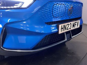MG MG ZS 72.6kWh Trophy Connect Long Range SUV 5dr Electric Auto (156 ps)