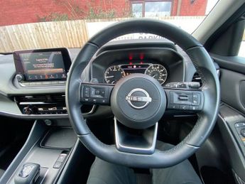 NISSAN QASHQAI 1.3 DIG-T MHEV Acenta Premium SUV 5dr Petrol Hybrid XTRON Euro 6