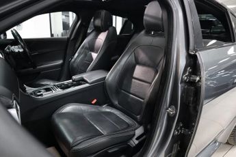 JAGUAR XE 2.0d R-Sport Saloon 4dr Diesel Auto AWD Euro 6 (s/s) (180 ps)