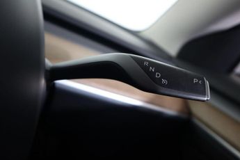 TESLA Model 3 (Dual Motor) Long Range Auto 4WDE 4dr